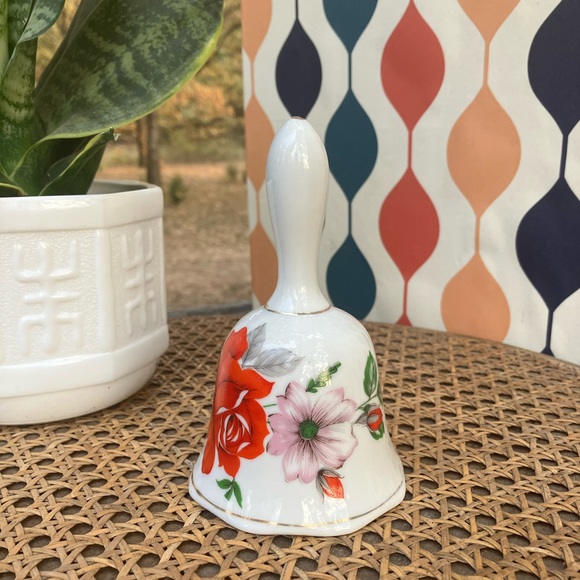 Porcelain Red Rose Floral Bell w/Gold Accents Vintage - Picture 4 of 13